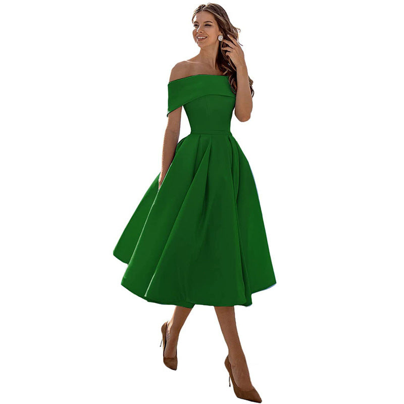 Full pleated skirt
