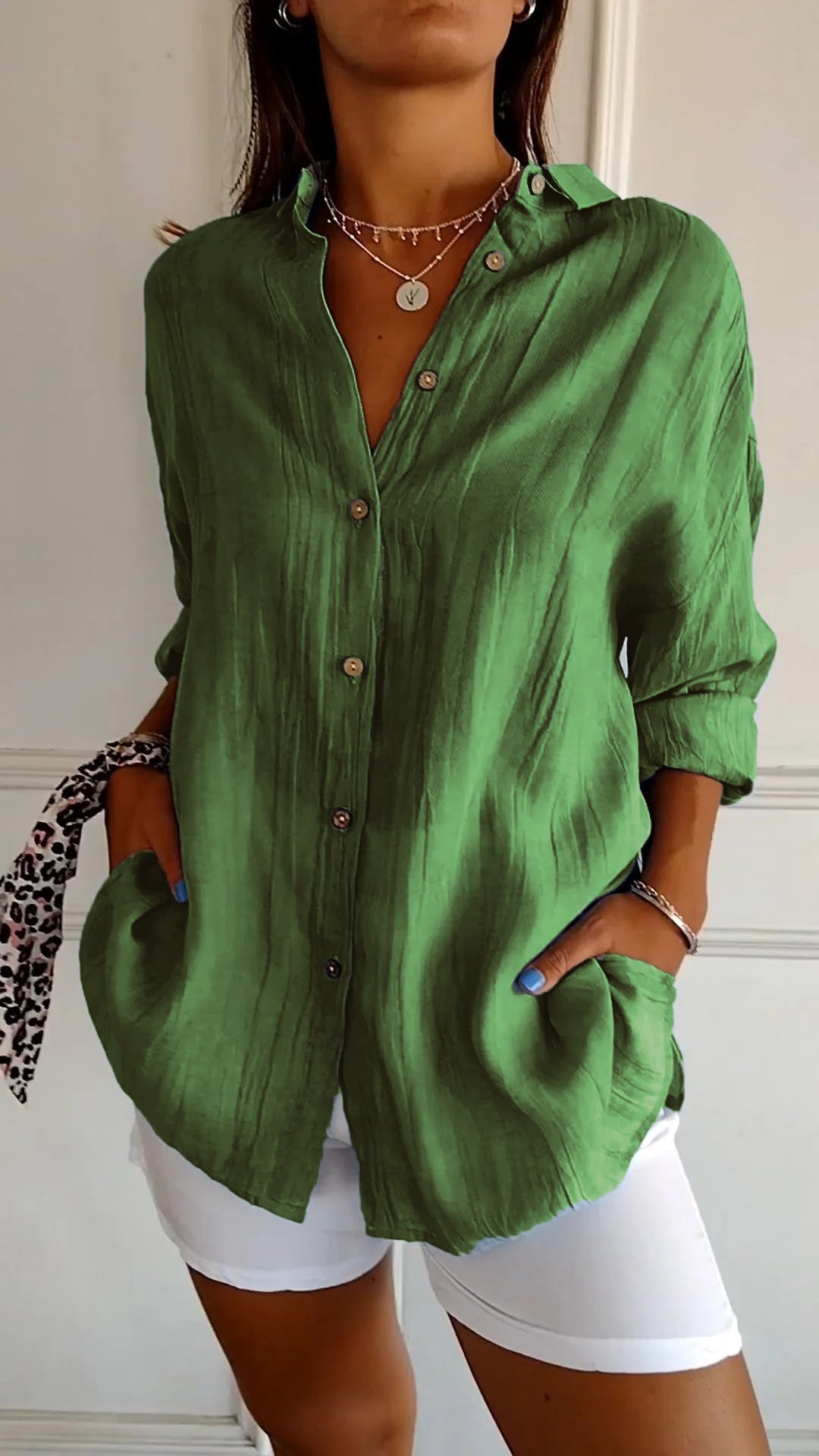 The Crinkle Button-Up Shirt in Green